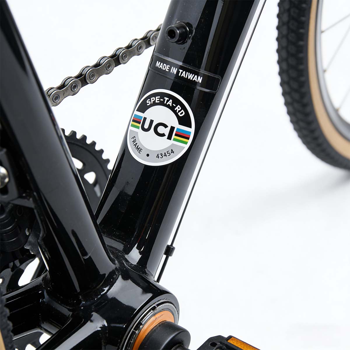 สติกเกอร์ติดเฟรมจักรยาน UCI วั - Mountain Biking Helmet บทวิจารณ์และราคา